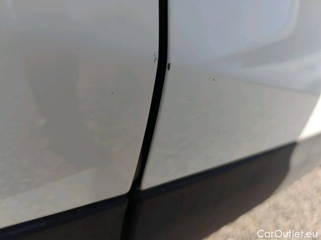  Nissan  Qashqai NISSAN  / 2017 / 5P / todoterreno DIG-T 103 kW (140 CV) E6D ACENTA (AC) #7