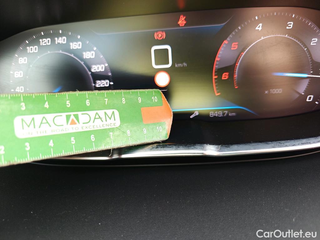  Peugeot  3008  Active Pack 1.5 HDi 130CV MT6 E6d #29