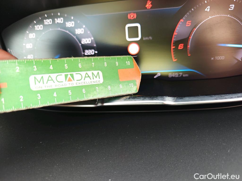  Peugeot  3008  Active Pack 1.5 HDi 130CV MT6 E6d #30