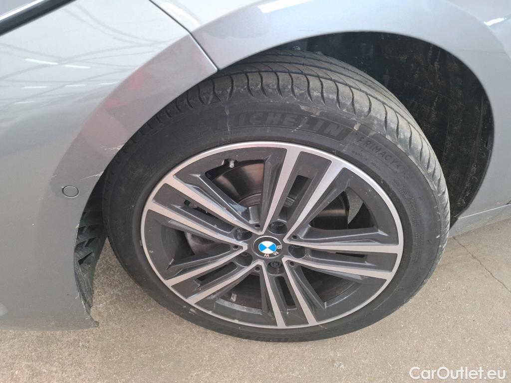  Bmw  Serie 1 BMW Série 1 / 2019 / 5P / Berline 116i DKG7 Business Design #3