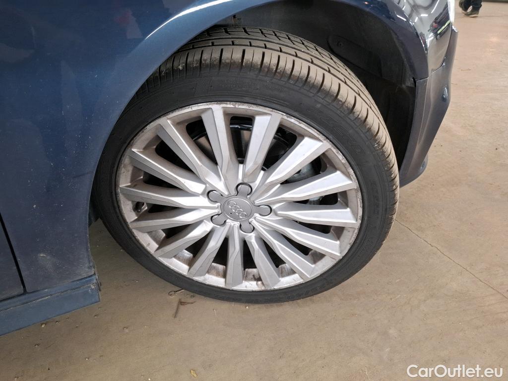  Audi  A3  Sportback E-TRON Design Luxe 1.4 TFSI 205CV E6 #35