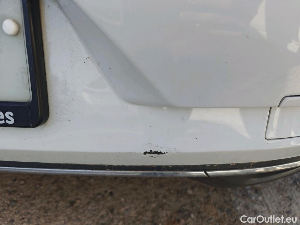  Volkswagen  Golf  VII Berlina Advance 1.6 TDI 115CV MT5 E6dT #40