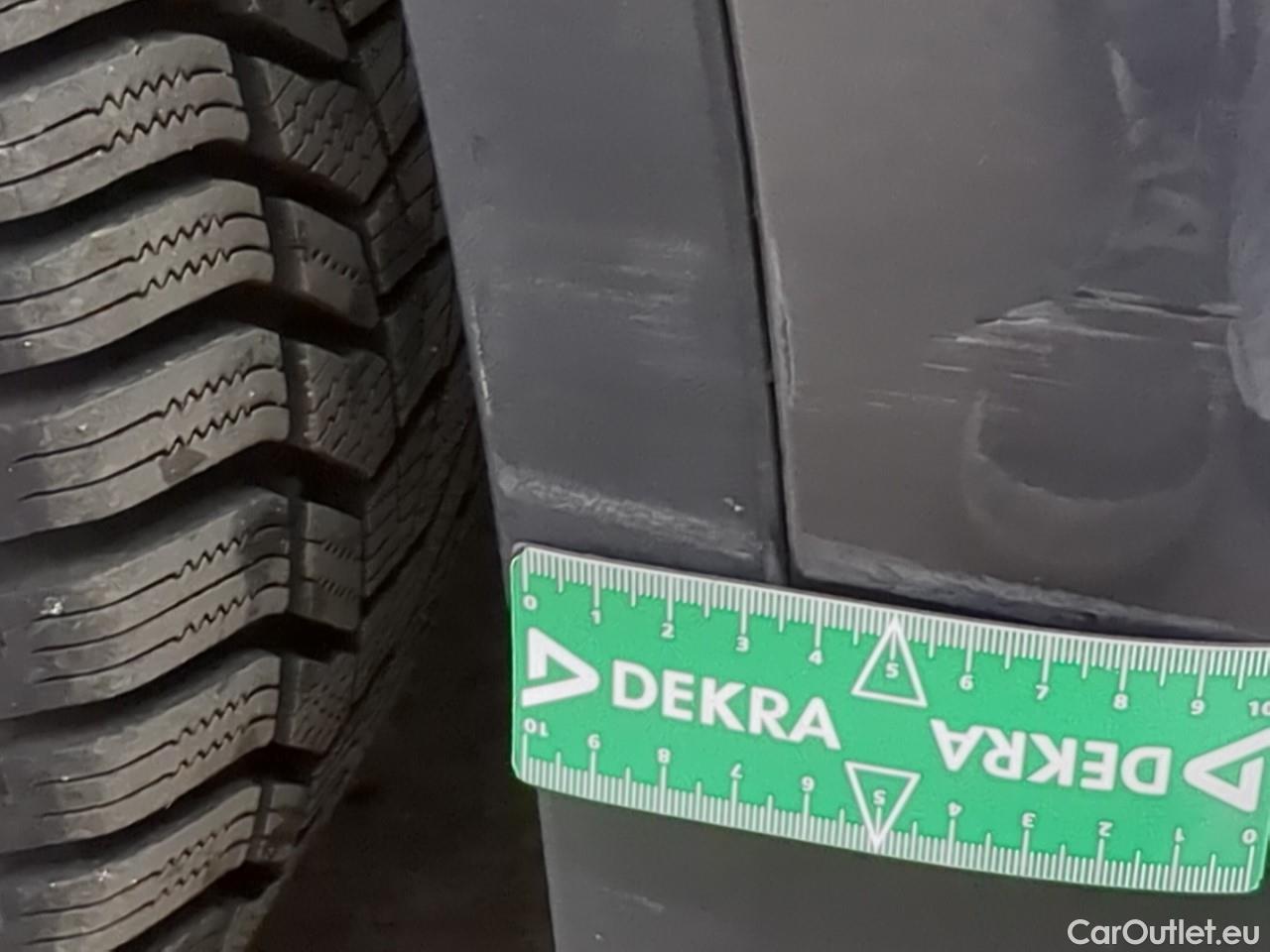  Bmw  X1 Série  sDrive 18 d xLine 2.0 150CV BVA8 E6d #11