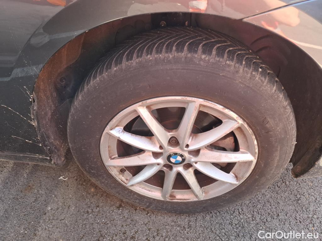 Bmw  Serie 2 Série 2 Gran Tourer 216d Lounge Auto / BATTERIE HS DEMARRE AU BOOSTER #17