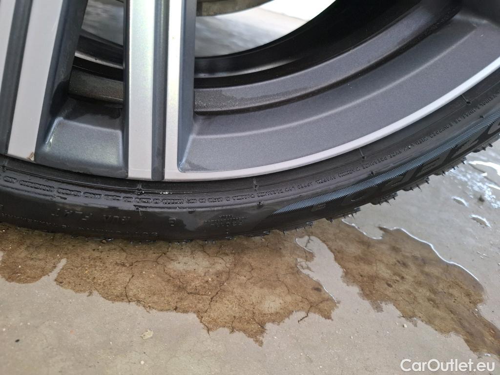  Bmw  Serie 3 Série 3 Berline 330 e xDrive M Sport 2.0 250CV BVA8 E6d #47