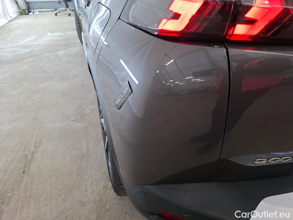  Peugeot  2008  Allure Business 1.5 HDi 130CV BVA8 E6d #1