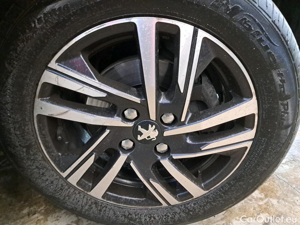  Peugeot  208  Allure Business 1.5 HDi 100CV BVM6 E6d #10