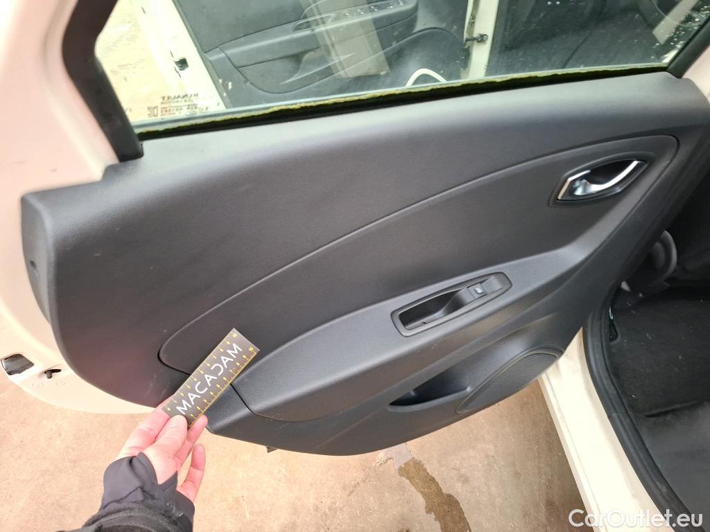  Renault  Captur  Business 0.9 TCe 90CV BVM5 E6 #7