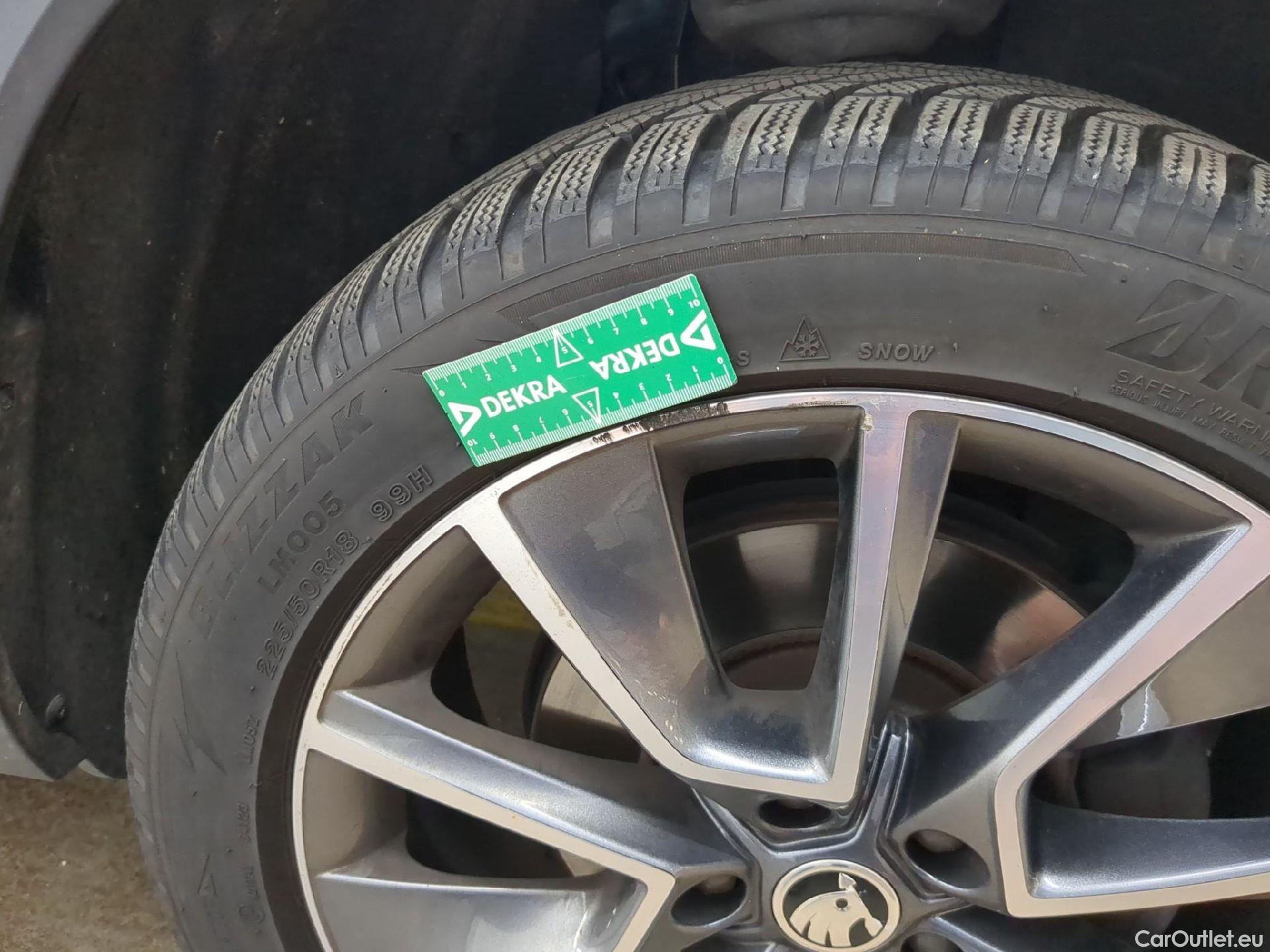  Skoda  Karoq  Scout 4x4 2.0 TDI 150CV BVA7 E6dT #12
