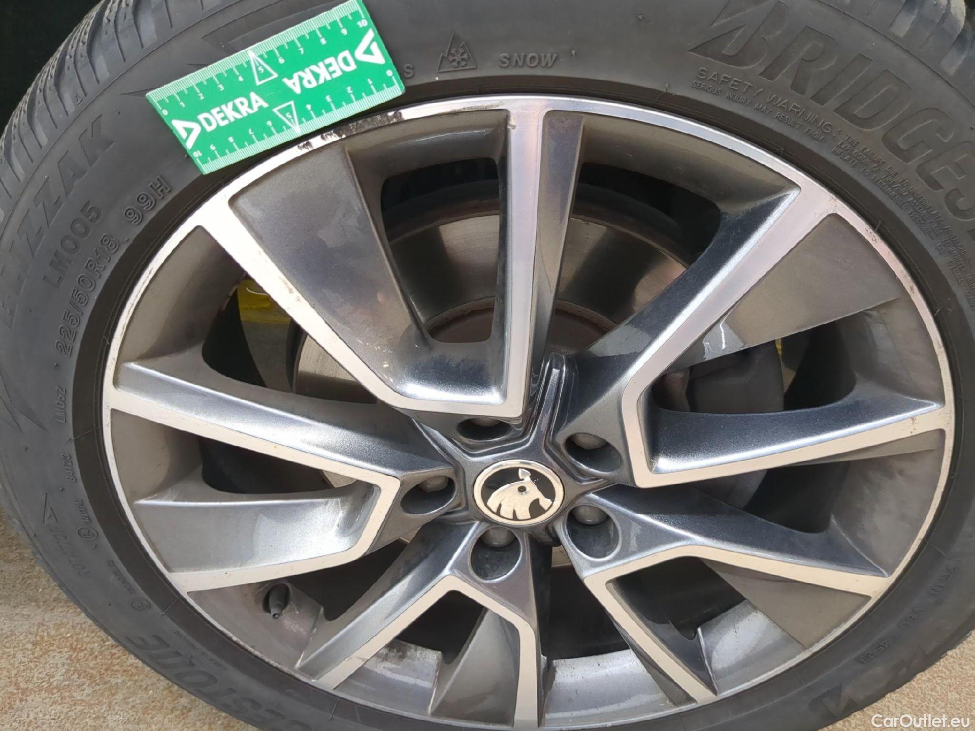  Skoda  Karoq  Scout 4x4 2.0 TDI 150CV BVA7 E6dT #11