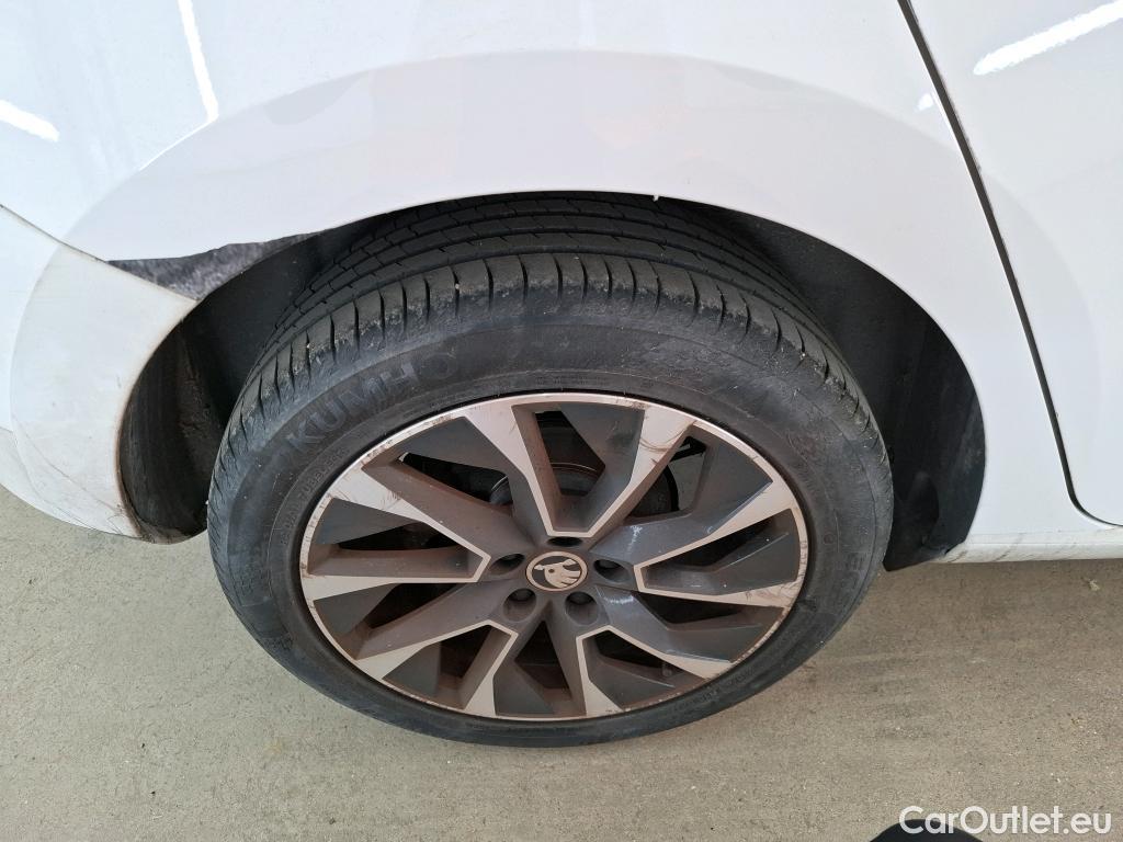  Skoda  Fabia SKODA  / 2014 / 5P / Berline 1.0 TSI 95 Drive 125 ans #25
