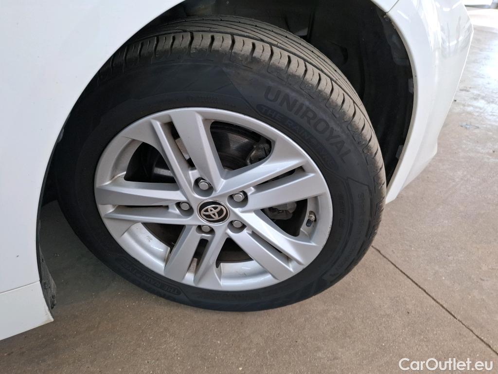  Toyota  Corolla TOYOTA  / 2018 / 5P / Berline Hybride 122h Dynamic Business Supp Lomb #27