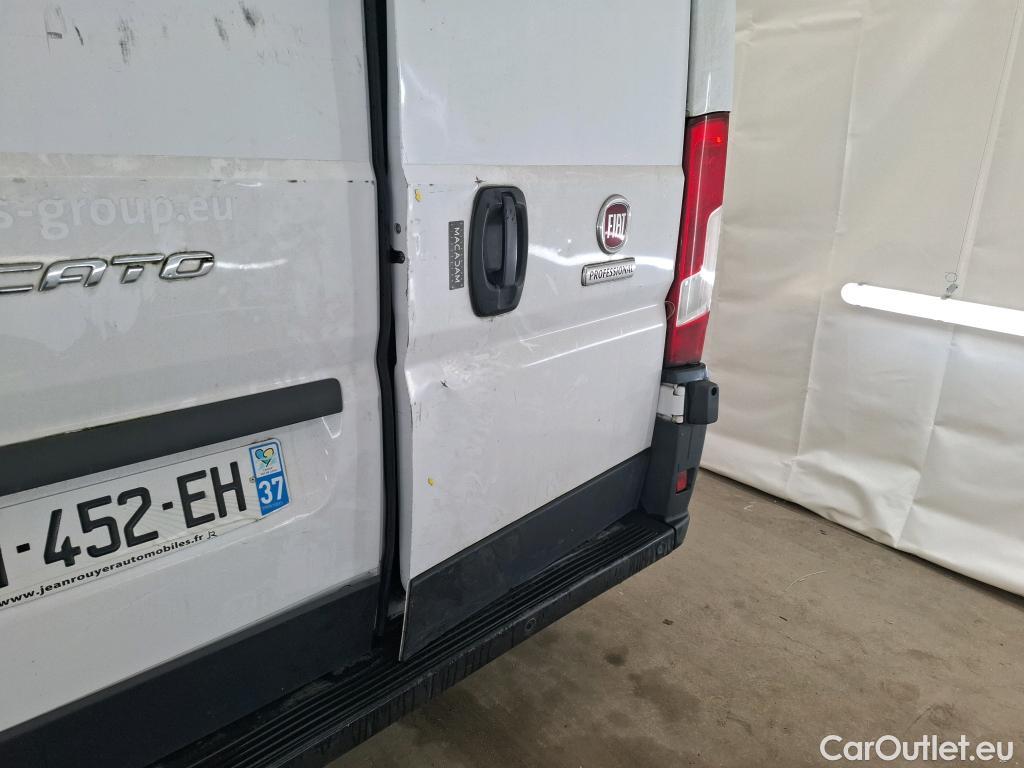  Fiat  Ducato FIAT  / 2014 / 4P / Fourgon tôlé 3.0 M H2 2.3 Multijet 120 Pack #37