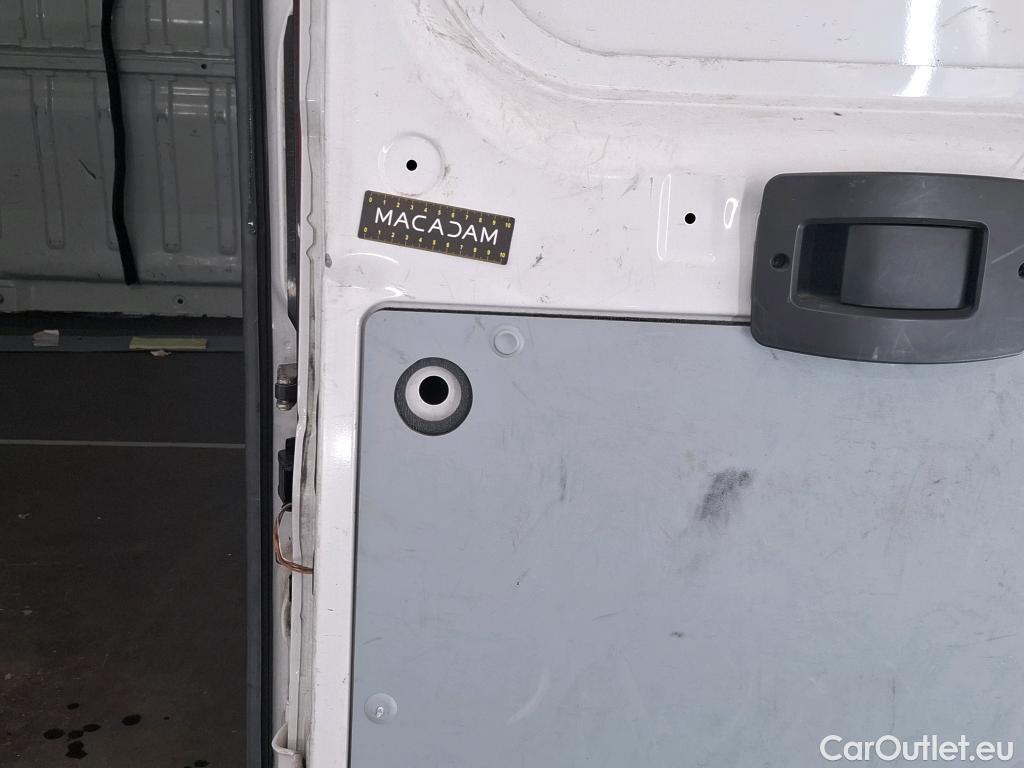  Fiat  Ducato FIAT  / 2014 / 4P / Fourgon tôlé 3.0 M H2 2.3 Multijet 120 Pack #169