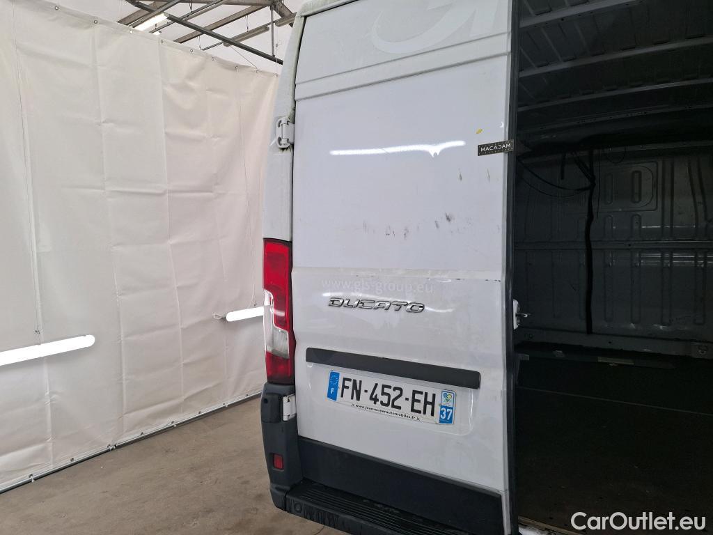  Fiat  Ducato FIAT  / 2014 / 4P / Fourgon tôlé 3.0 M H2 2.3 Multijet 120 Pack #40