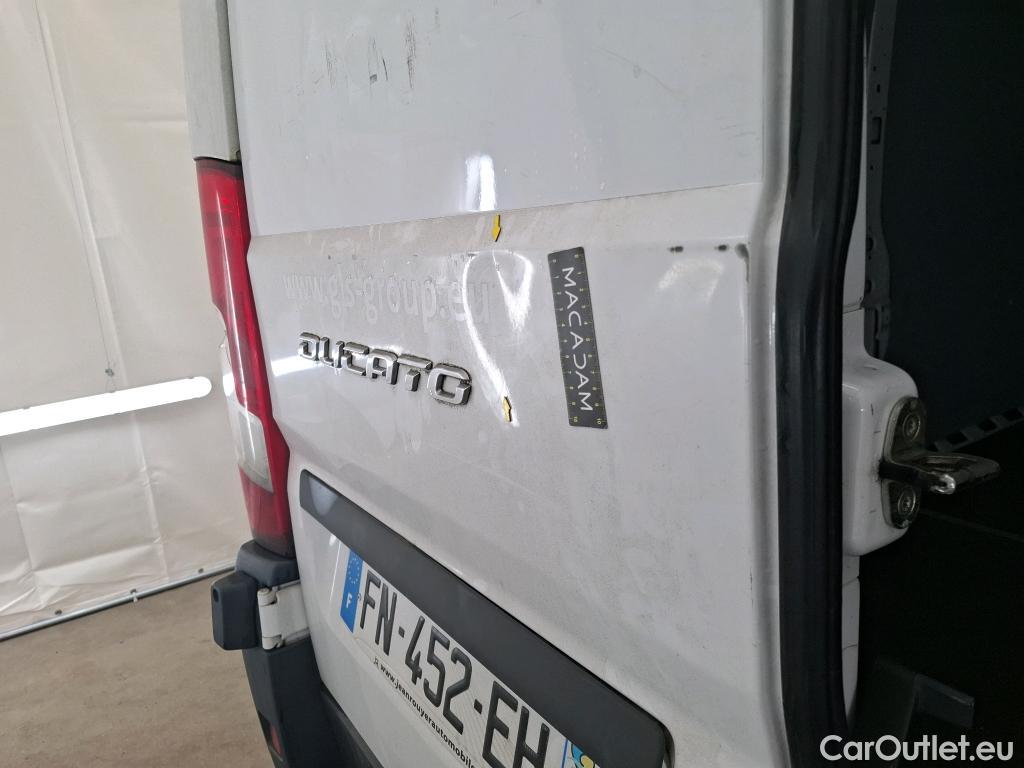  Fiat  Ducato FIAT  / 2014 / 4P / Fourgon tôlé 3.0 M H2 2.3 Multijet 120 Pack #46
