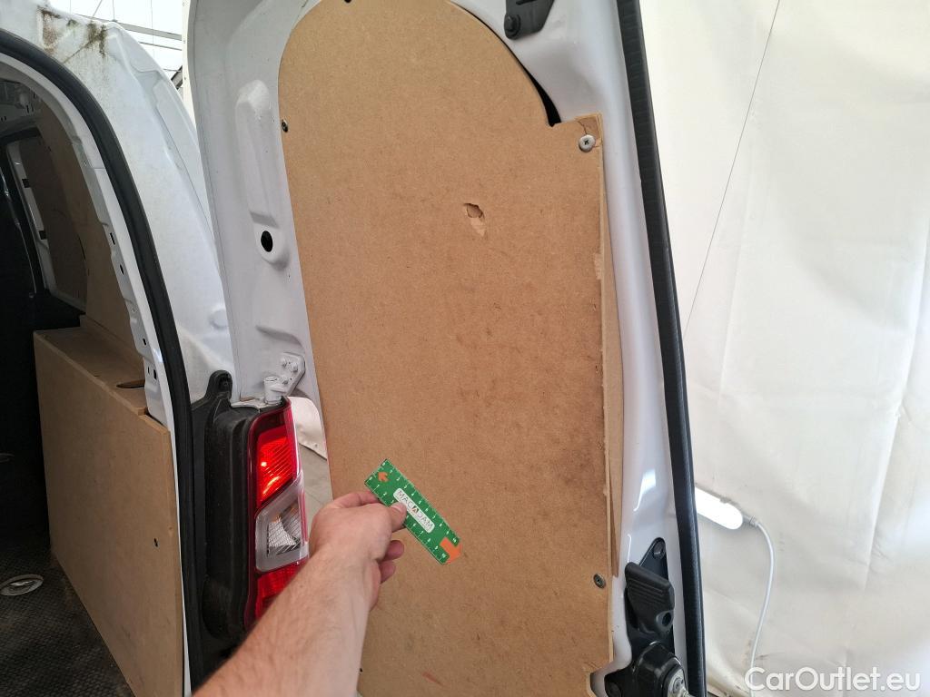  Citroen  Berlingo CITROEN  VU 4p Fourgonnette M 1000kg BHDi 100 SandS BVM Driv #13