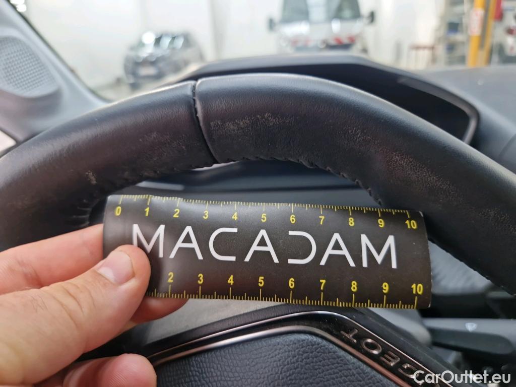  Peugeot  208  Premium 1.5 HDi 100CV BVM6 E6d #24
