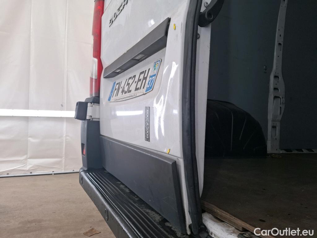  Fiat  Ducato FIAT  / 2014 / 4P / Fourgon tôlé 3.0 M H2 2.3 Multijet 120 Pack #50