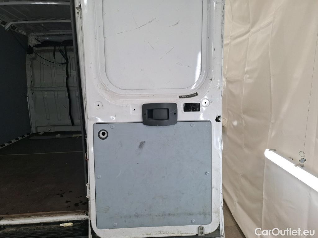  Fiat  Ducato FIAT  / 2014 / 4P / Fourgon tôlé 3.0 M H2 2.3 Multijet 120 Pack #166