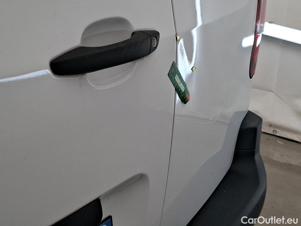  Citroen  Berlingo CITROEN  VU 4p Fourgonnette M 1000kg BHDi 100 SandS BVM Driv #2