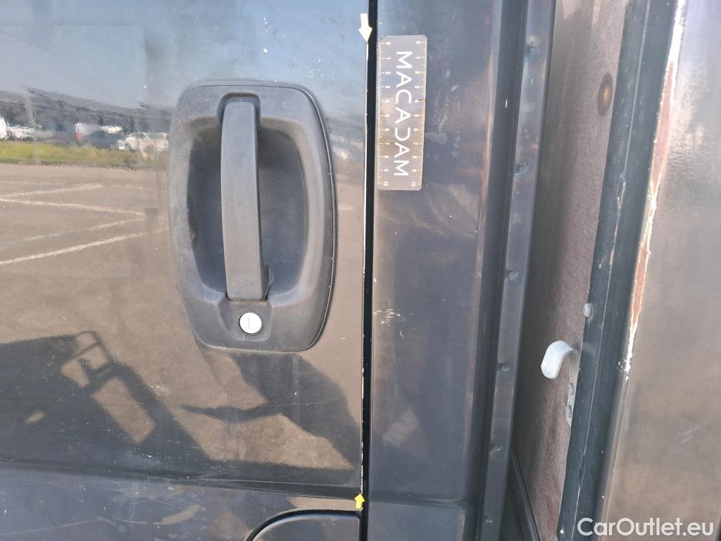  Iveco  Daily IVECO  VU 2p Châssis cabine (+)3.0 35C15 3450 LEAF #15
