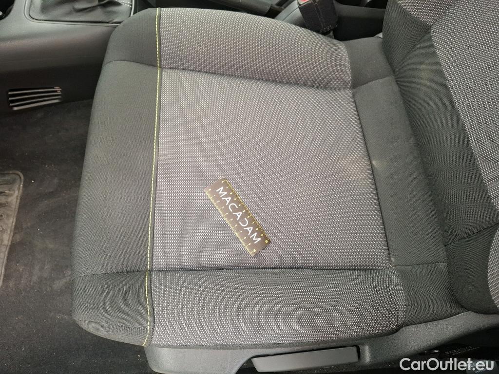  Citroen  C3 CITROEN  Société / 2020 / 5P / Berline / VU BlueHDi 100 SandS BVM6 Feel Nav #3