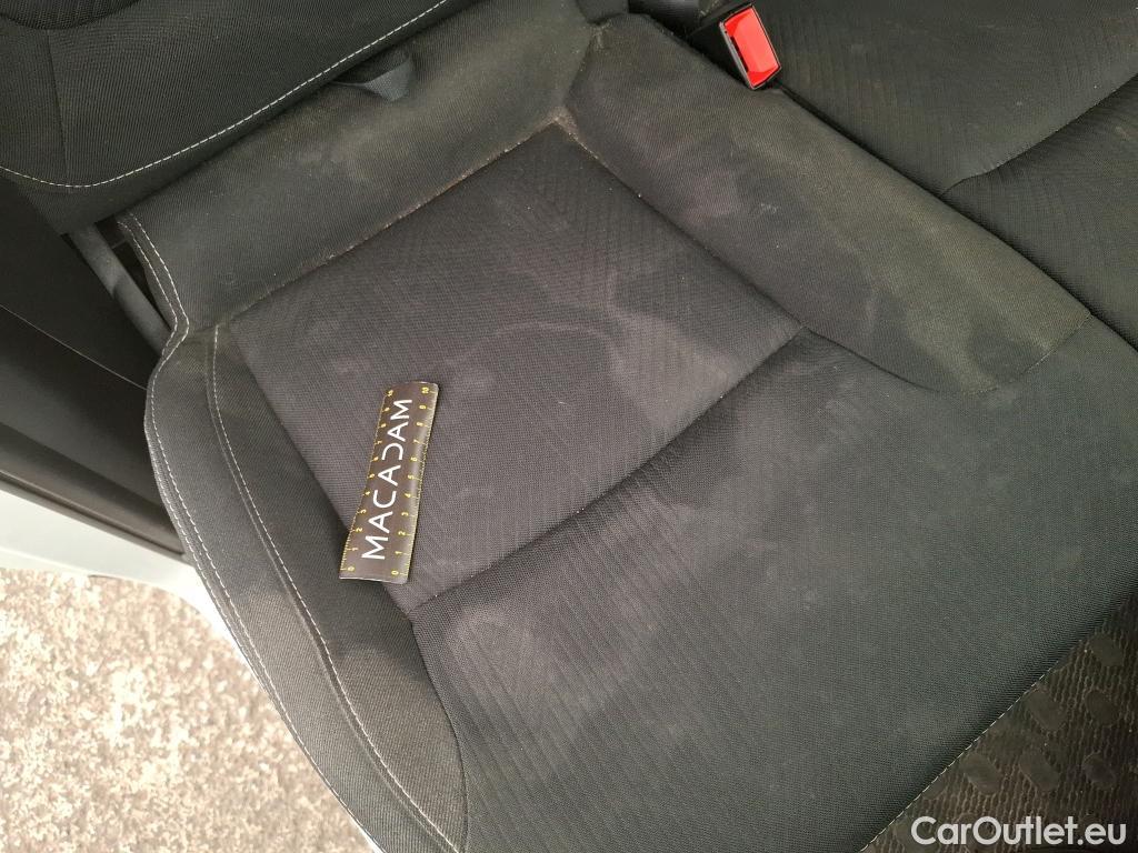  Renault  Trafic  III Fourgon L2H1 1300 Confort 1.6 dCi 120CV BVM6 E6dT #27