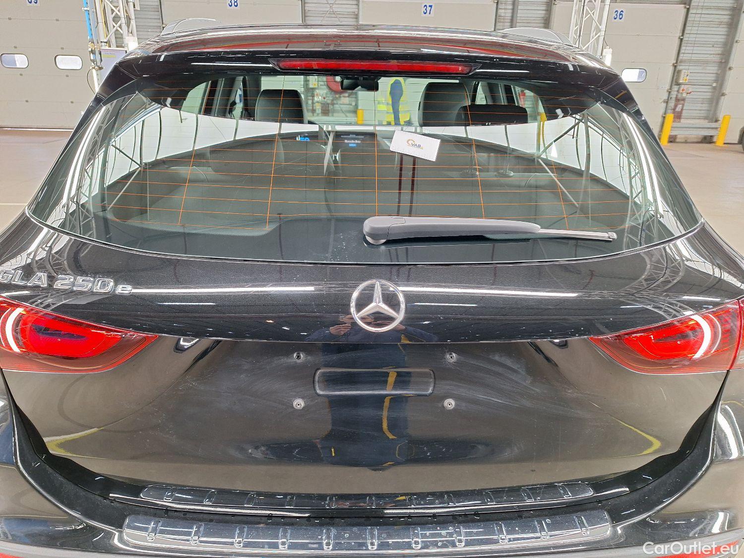  Mercedes  GLA Mercedes,  '20, Mercedes-Benz   250e Business Solution 5d excluweb end 10.07 #5