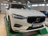  Volvo  XC60 T8 AWD  Momentum Adv Edit #2