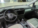  Volkswagen  Touran 2.0 TDI SCR DSG  44 #3