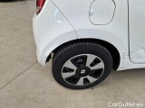  Renault  Twingo RENAULT  / 2014 / 5P / BERLINA 1.0 SCE 51KW LOVELY #47