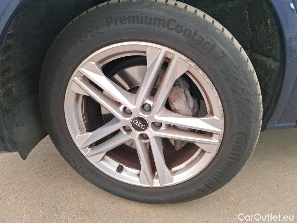  Audi  Q5  50 TFSI e quattro S line 2.0 TFSI 300CV BVA7 E6dT #13