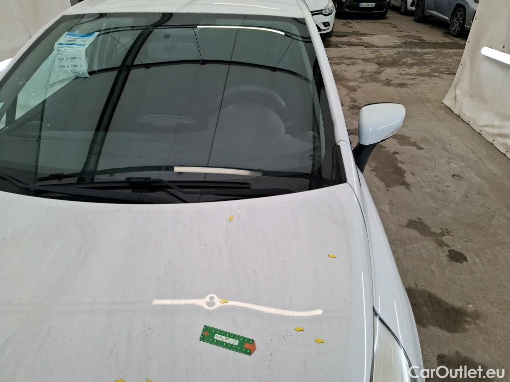 Renault  Clio RENAULT  Société VU 5p Berline Air MédiaNav Energy dCi 75 E6 #4