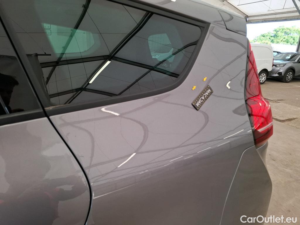  Renault  Scenic  IV Grand Evolution 1.3 TCe 140CV BVA7 7 Sieges E6d #23