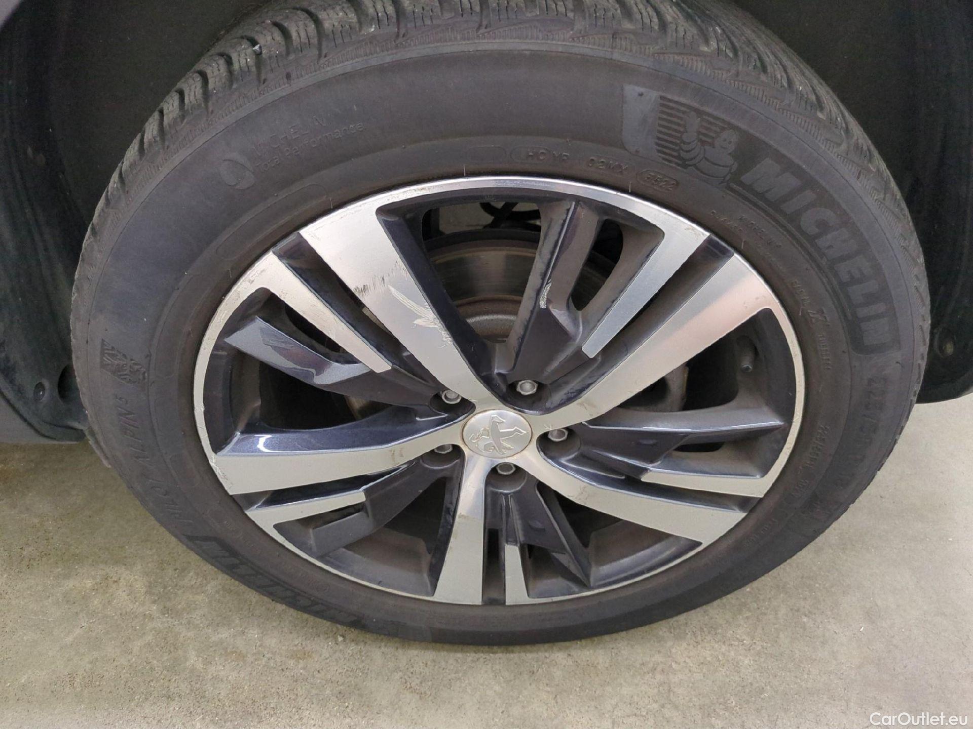  Peugeot  3008  Allure Business 1.5 HDi 130CV BVA8 E6d #13