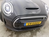  Mini  Mini  E- - 2021 28.9 kWh 184 Cooper SE 3d #25