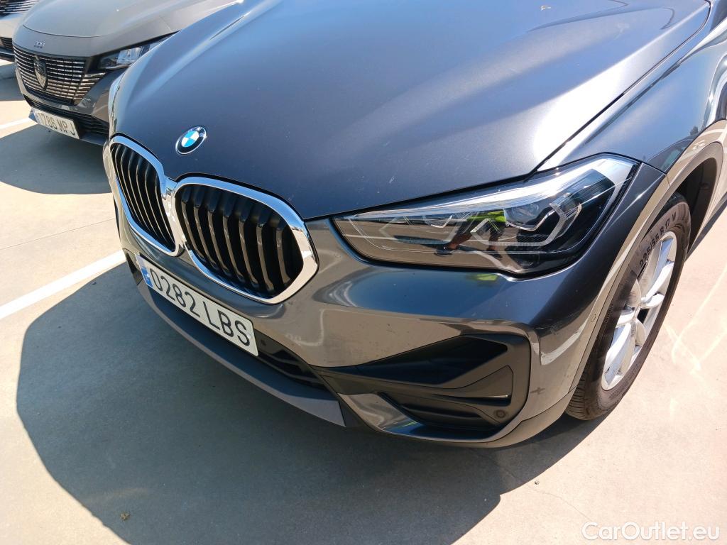  Bmw  X1 BMW  / 2015 / 5P / todoterreno sDrive16d Aut. Business #22