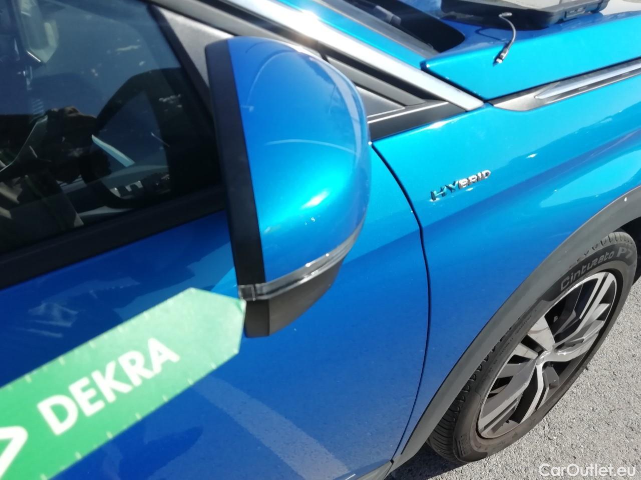  Peugeot  3008  Hybrid 225 Allure 1.6 Plug-In 225CV AT8 E6d #32