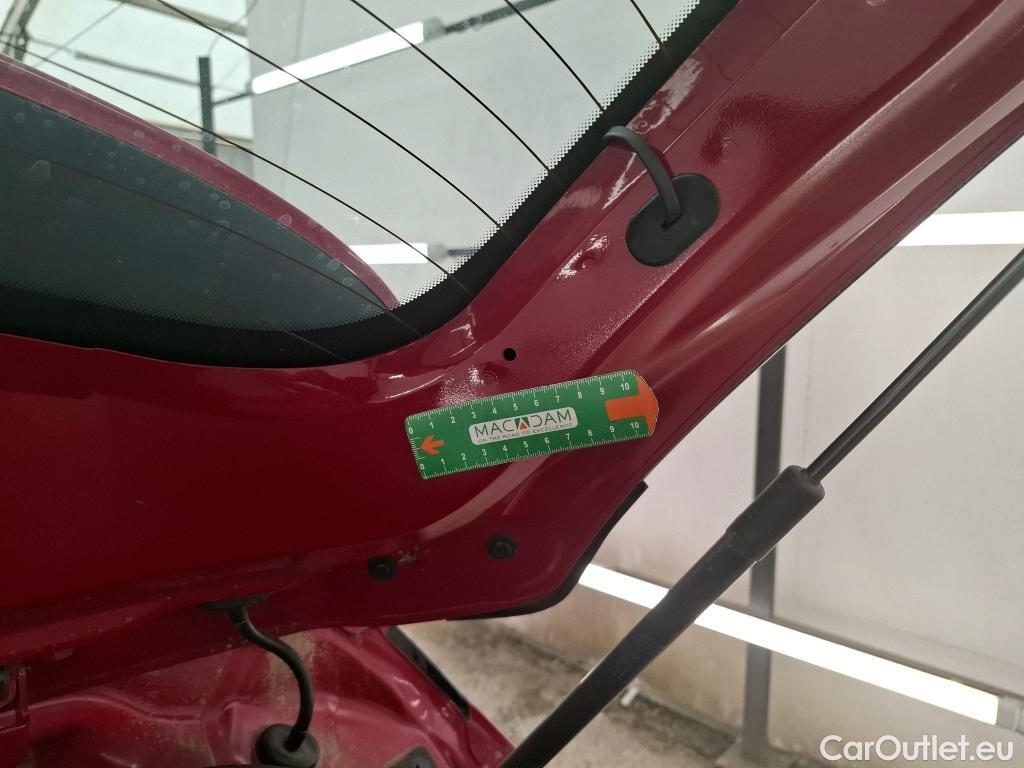 Citroen  C4 Cactus  Feel 1.2 PureTech 80CV BVM5 E6 #16