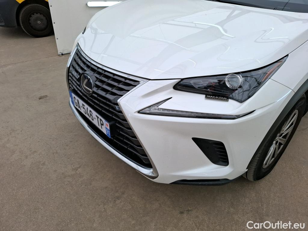  Lexus  NX LEXUS  / 2017 / 5P / SUV 300H 2WD Pack Business #21