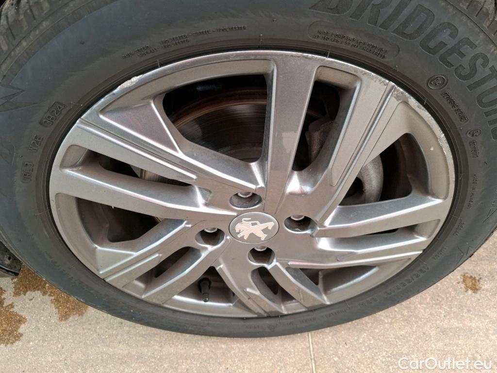  Peugeot  208  Active Business 1.5 HDi 100CV BVM6 E6d #38