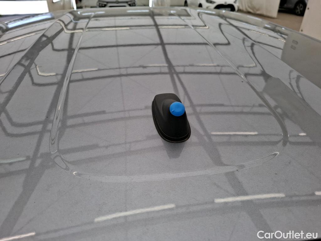  Citroen  C3 CITROEN  / 2020 / 5P / Berline PureTech 83 BVM PLUS #3