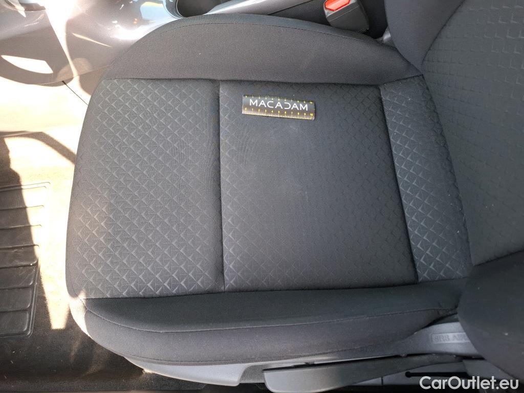  Nissan  Juke NISSAN  / 2019 / 5P / Crossover DIG-T 114 BVM6 Business Edition #4