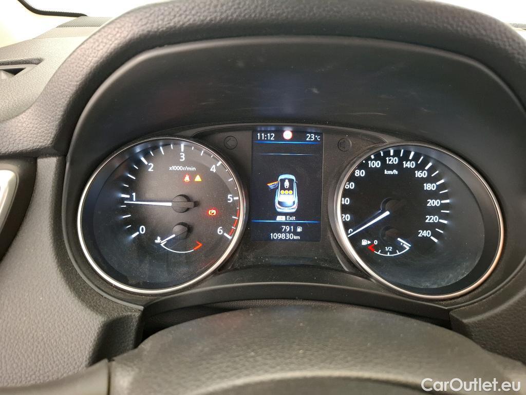 Nissan  Qashqai NISSAN  / 2017 / 5P / Crossover 1.7 DCI 150 Business Edition #10