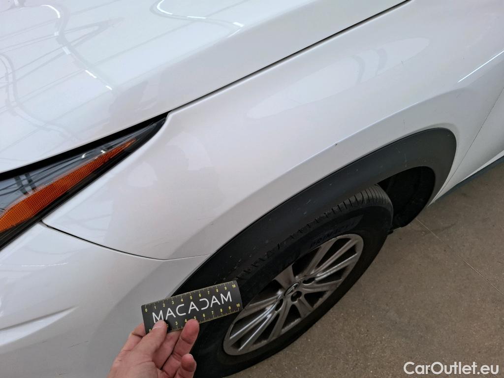  Lexus  NX LEXUS  / 2017 / 5P / SUV 300H 2WD Pack Business #18