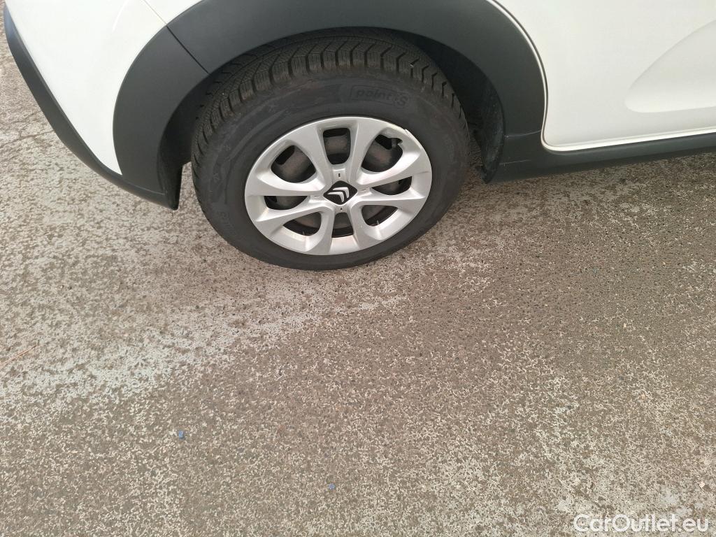  Citroen  C3  Société Feel Nav 1.2 PureTech 80CV BVM5 E6d #3