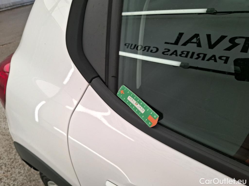  Citroen  C3  Société Feel Nav 1.2 PureTech 80CV BVM5 E6d #5