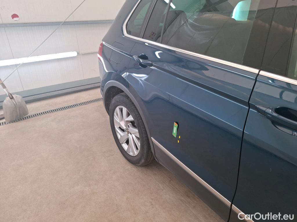  Volkswagen  Tiguan VOLKSWAGEN  / 2020 / 5P / SUV 2.0 TDI 150 DSG7 Elegance #30