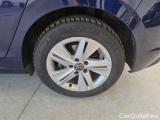  Volkswagen  Golf  VOLKSWAGEN / 2019 / 5P / BERLINA 2.0 TDI SCR LIFE DSG #19